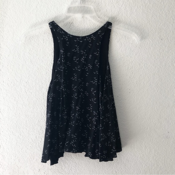 Mango Black Lined Swing Style Tank Top size Medium - Picture 4 of 4